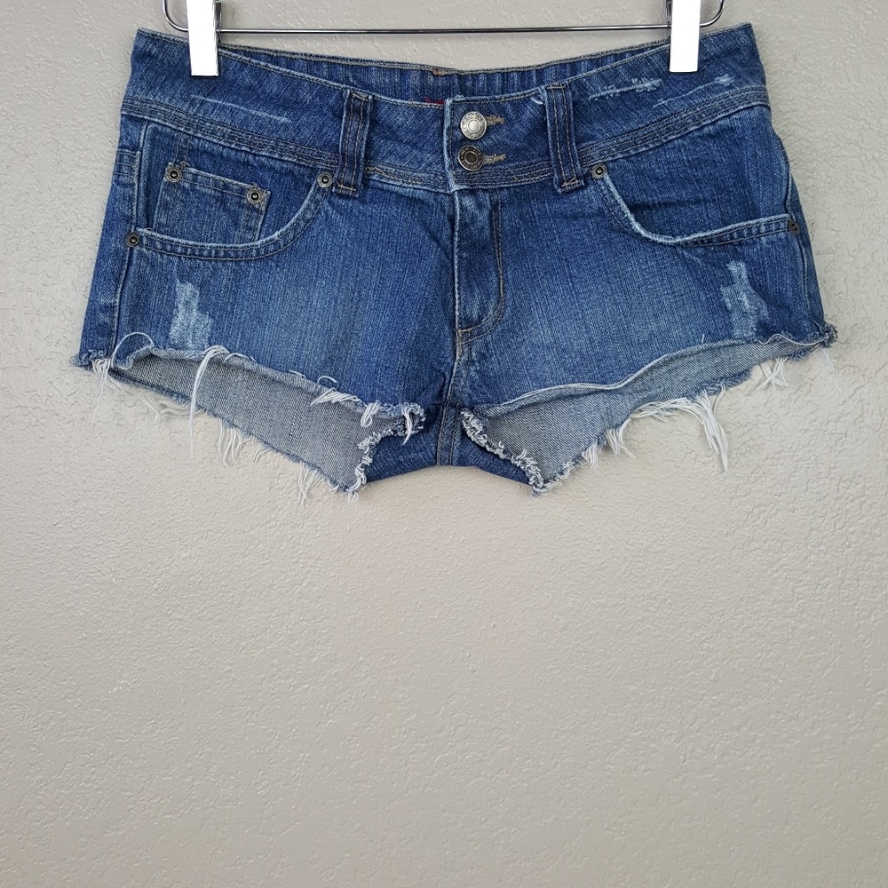 Vintage Y2K Forever 21 Cutoff Distressed Frayed Hem Denim Jean Shorts 2000s